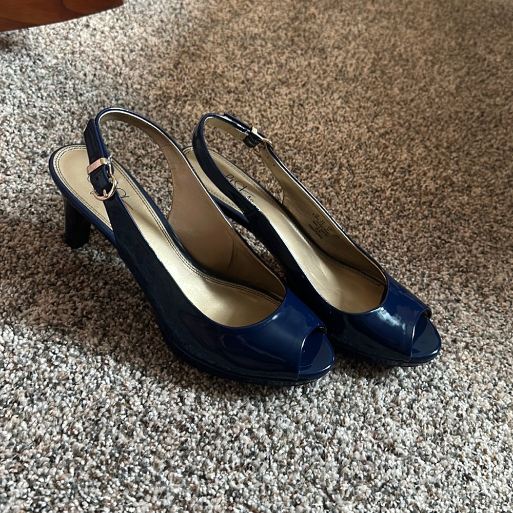 Life stride peep toe blue dress shoes size 9.5